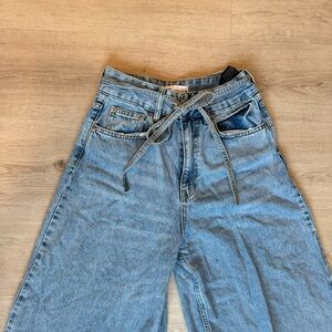 Zara High Waist Wide Leg Ankle Length Jeans Pants